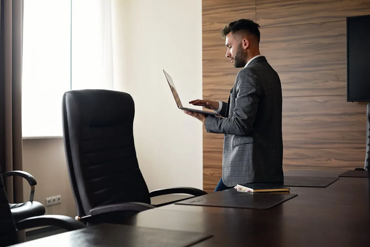 Best Founder Productivity Examples for Entrepreneurs