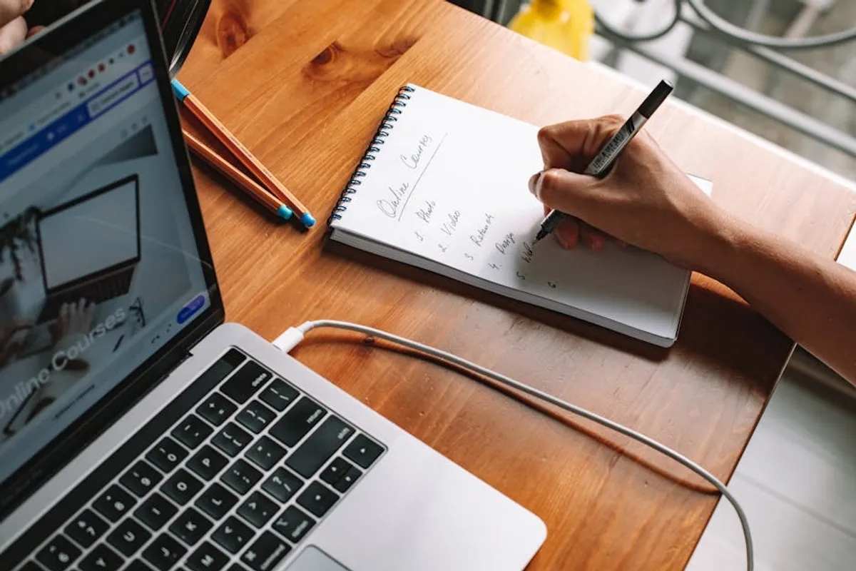 Best Online Course Businesses Examples for Entrepreneurs